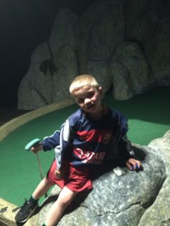 jamie at mini golf 1